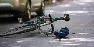 common causes of bicycle accidents​