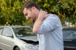 7 Symptoms of Whiplash from a Collision