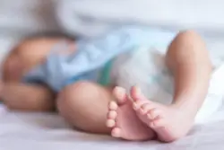 What Are the Symptoms of Newborn Brain Ischemia