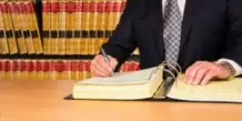 8 Reasons to Consider a Personal Injury Attorney