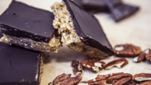 4 Meal Replacement Protein Bars to Avoid