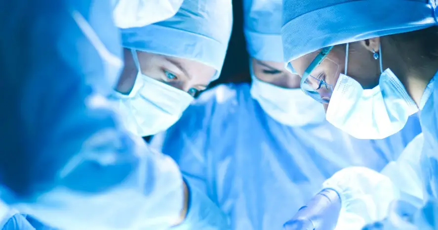 How Losing a Patient in Surgery Can Affect Your Medical License