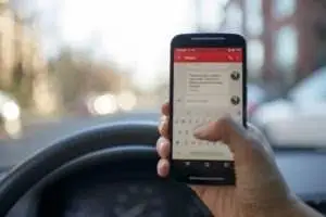 ¿Puede la nueva tecnología detener a los conductores de Fort Myers de enviar mensajes de texto mientras conducen?