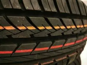 Separación de neumáticos radiales / de banda de rodadura