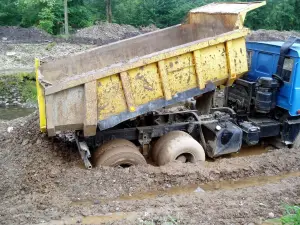 Rowlett Dump Truck Accident Lawyers