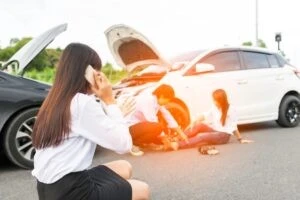 Who Pays to Tow Your Vehicle After an Accident?