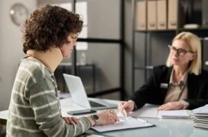 How Are Personal Injury Settlements Paid Out in New York