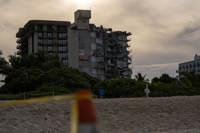 Building Collapse in Florida Surfside