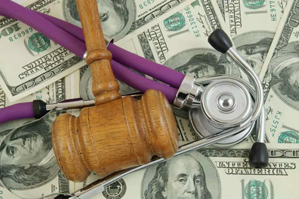 medical-malpractice-plaintiffs-can-apply-for-a-lawsuit-loan