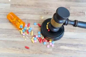 medical law gavel pills