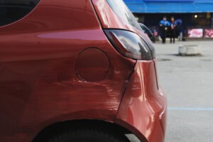 With the help of a Columbus car accident lawyer, you may win compensation for damages after a side-swipe collision.