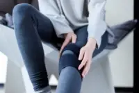 woman-babying-torn-meniscus