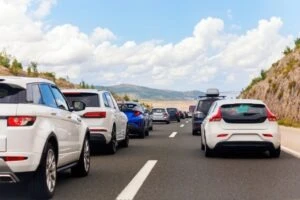 One of the most dangerous highways in South Carolina, filled with cars.