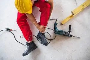 construction worker with an injured leg