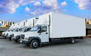 delivery-truck-fleet-in-lot
