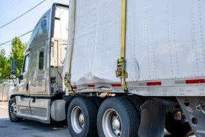 Big truck in need of a lawyer after a Chicago fatal truck accident