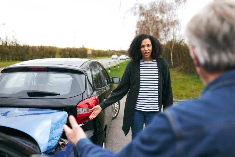 Por qué es importante tener cobertura de motorista sin seguro