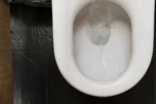 How Do You Unblock a Badly Clogged Toilet?