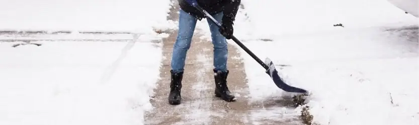 Snow shoveling laws in Massachusetts
