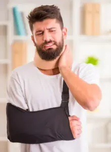 injured-man-arm-in-sling
