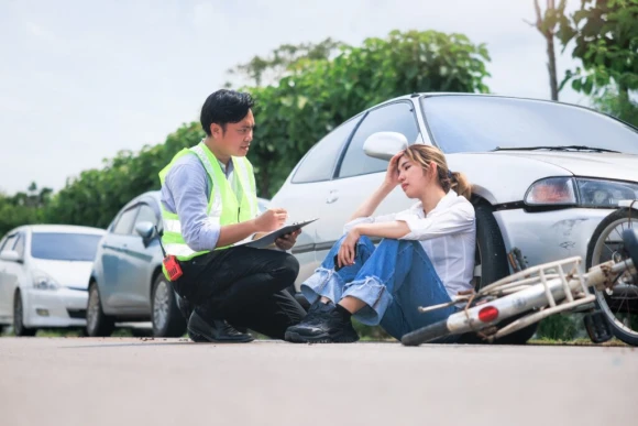 ¿Quién es típicamente responsable en un accidente de bicicleta – el conductor o el ciclista?