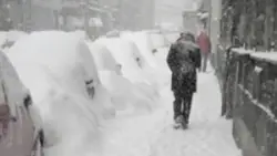 cars-buried-by-severe-winter-storm
