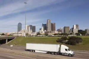 ¿Se Requiere que las Empresas de Transporte de Dallas Tengan Cobertura de Seguro?